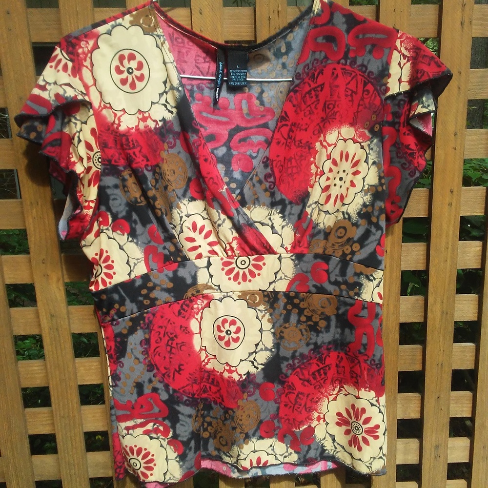 Saint Tropez West Flutter Sleeve Top